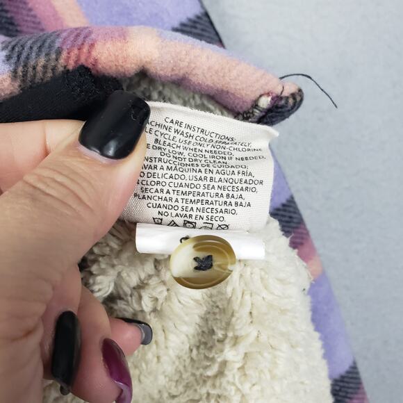 SAGE Collective Women's S Fuzzy Lined Plaid Shacket Purple Western Fall Casual - Picture 10 of 11